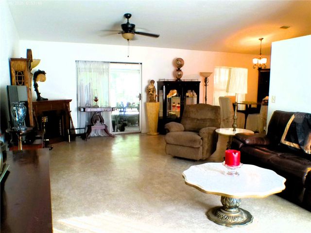 10 SEQUOIA DRIVE TRACE, Ocklawaha, FL 32179