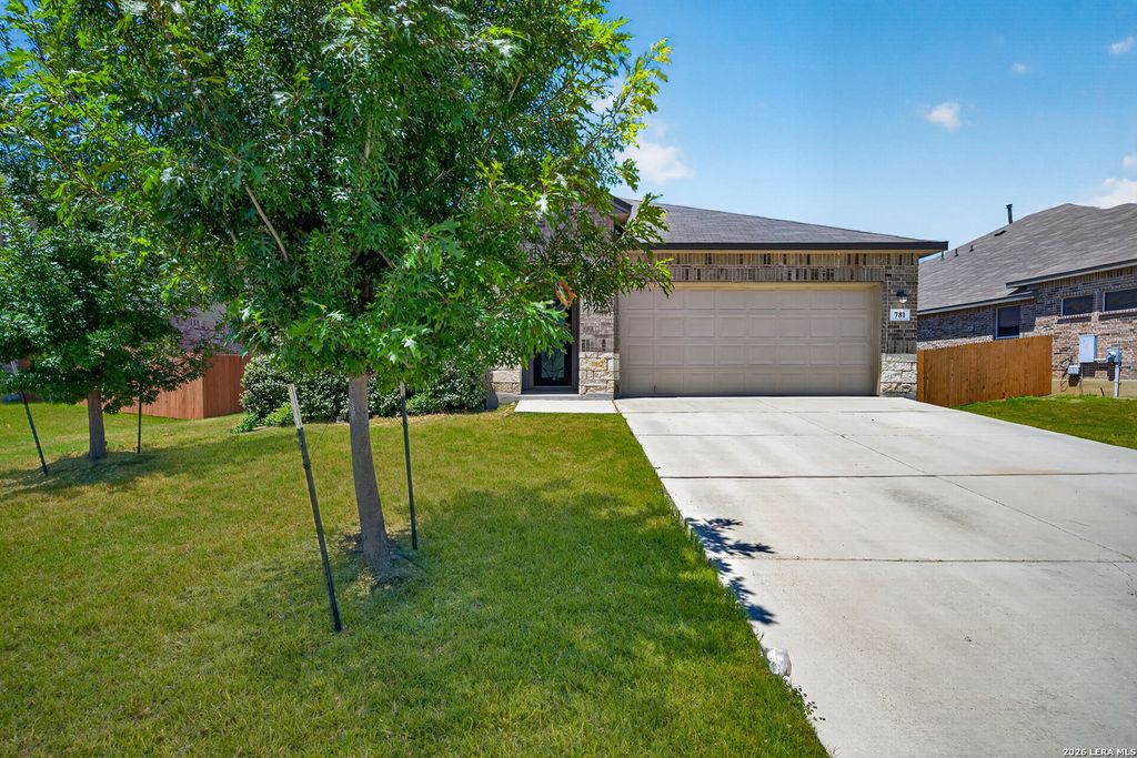 781 Rushing Banks, Cibolo, TX 78108