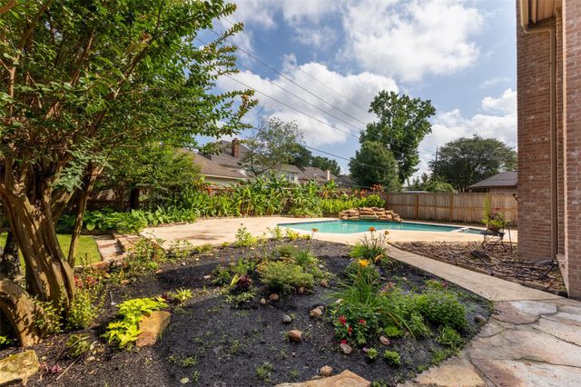 9714 Godstone Lane, Spring, TX 77379
