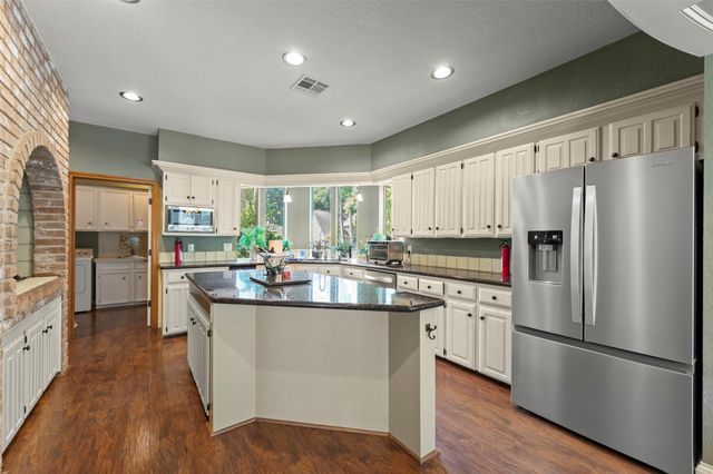 9714 Godstone Lane, Spring, TX 77379