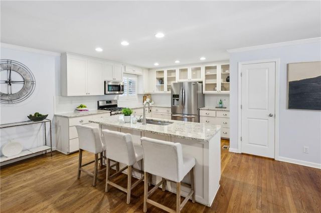 2624 Cove NE Circle, Brookhaven, GA 30319