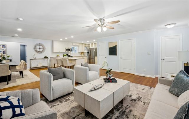 2624 Cove NE Circle, Brookhaven, GA 30319