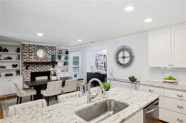 2624 Cove NE Circle, Brookhaven, GA 30319