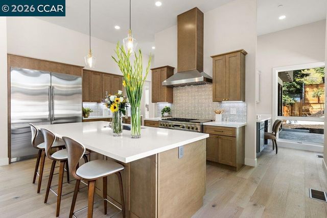 4006 Natasha Dr, Lafayette, CA 94549