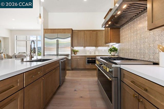 4006 Natasha Dr, Lafayette, CA 94549