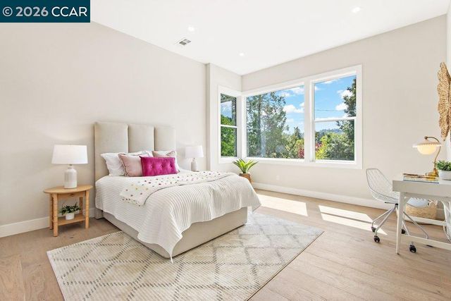 4006 Natasha Dr, Lafayette, CA 94549