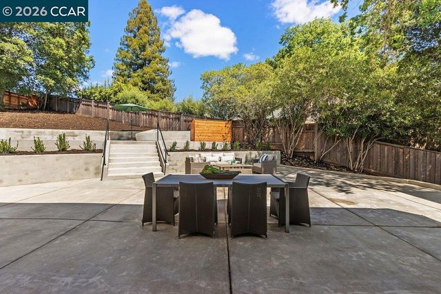 4006 Natasha Dr, Lafayette, CA 94549