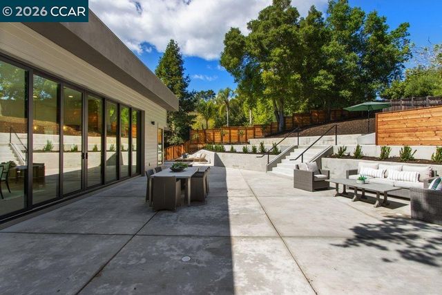 4006 Natasha Dr, Lafayette, CA 94549