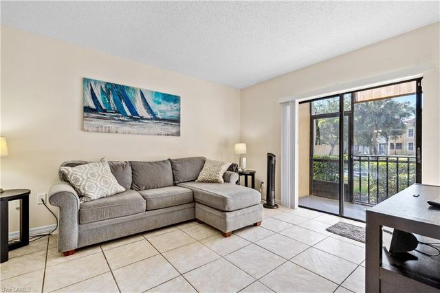 12501 McGregor BLVD 11, Fort Myers, FL 33919