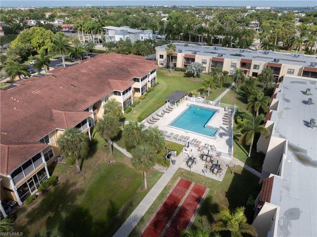 12501 McGregor BLVD 11, Fort Myers, FL 33919
