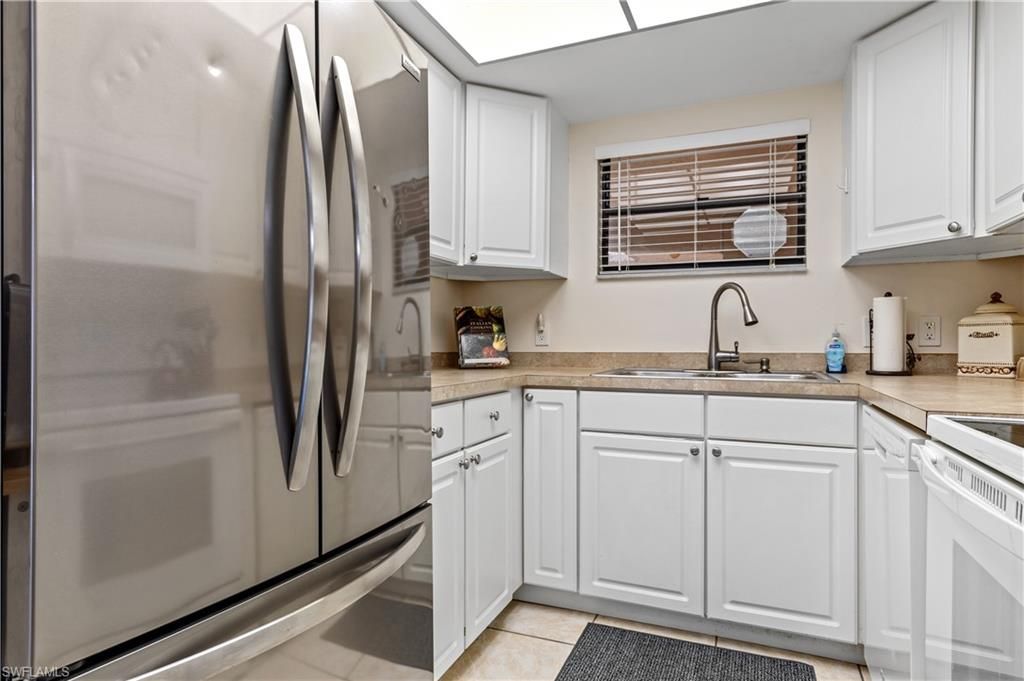 12501 McGregor BLVD 11, FORT MYERS, FL 33919 — photo 4