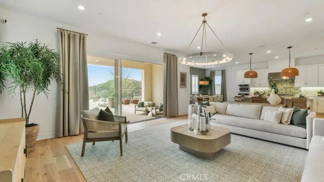 24393 Camino Oceano, Valencia, CA 91354