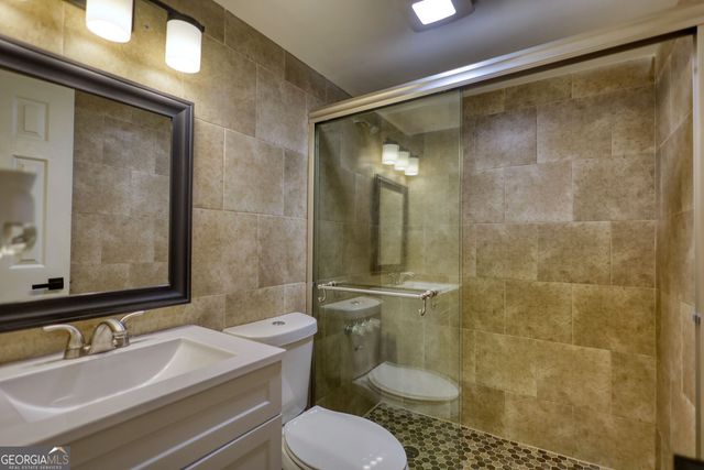 4205 Aberdeen Pass NE, Roswell, GA 30075
