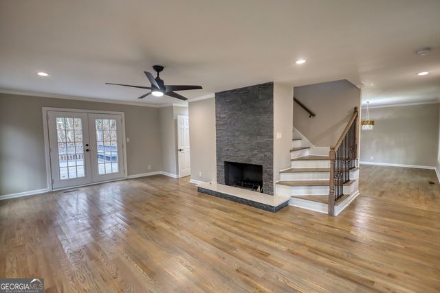 4205 Aberdeen Pass NE, Roswell, GA 30075