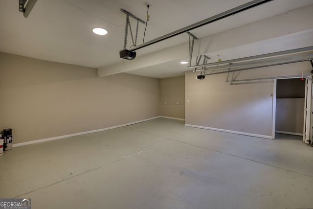 4205 Aberdeen Pass NE, Roswell, GA 30075
