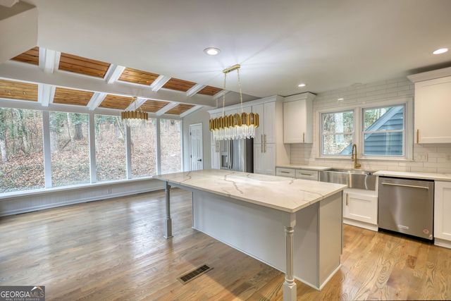 4205 Aberdeen Pass NE, Roswell, GA 30075