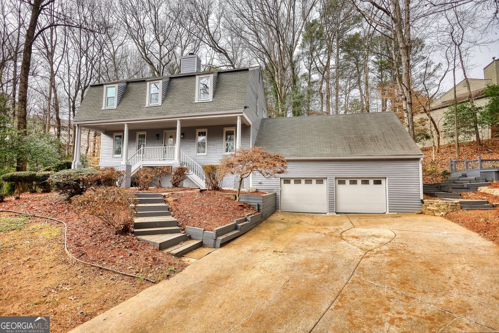 4205 Aberdeen Pass NE, Roswell, GA 30075