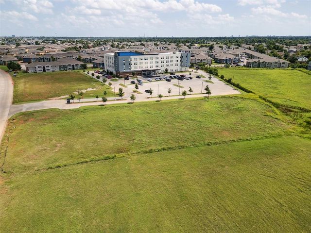 13109 Highland Park Boulevard, Oklahoma City, OK 73120