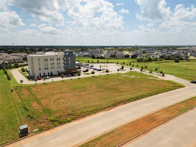 13109 Highland Park Boulevard, Oklahoma City, OK 73120