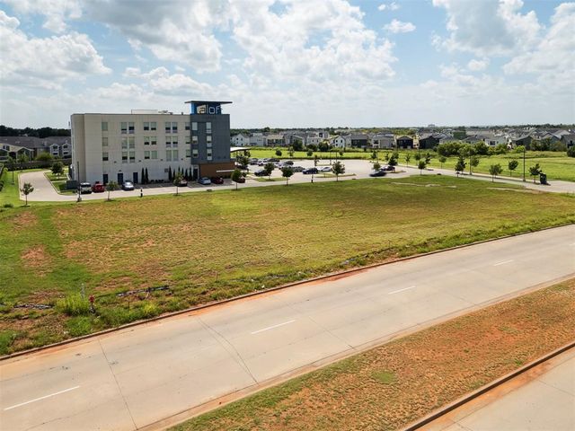 13109 Highland Park Boulevard, Oklahoma City, OK 73120