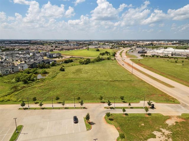 13109 Highland Park Boulevard, Oklahoma City, OK 73120