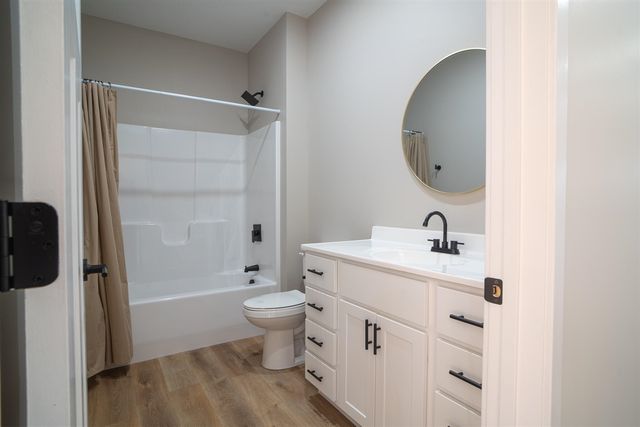 2084 W Fenwick Road, Fenwick, MI 48834