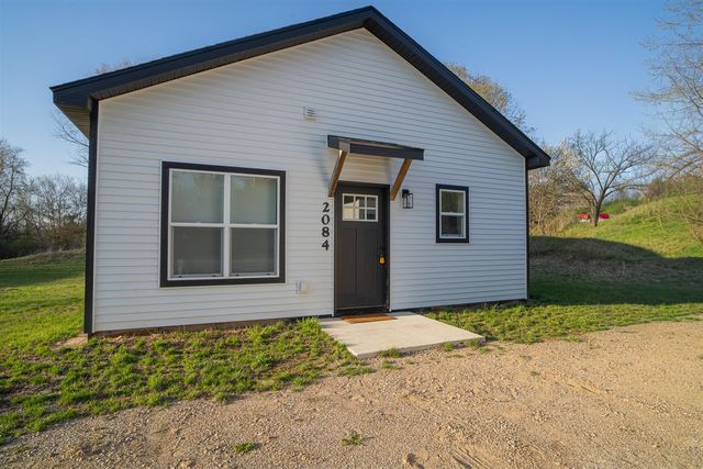 2084 W Fenwick Road, Fenwick, MI 48834