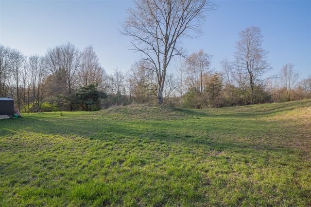 2084 W Fenwick Road, Fenwick, MI 48834