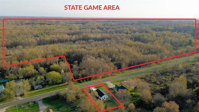 2084 W Fenwick Road, Fenwick, MI 48834