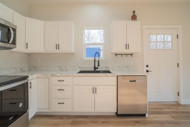 2084 W Fenwick Road, Fenwick, MI 48834