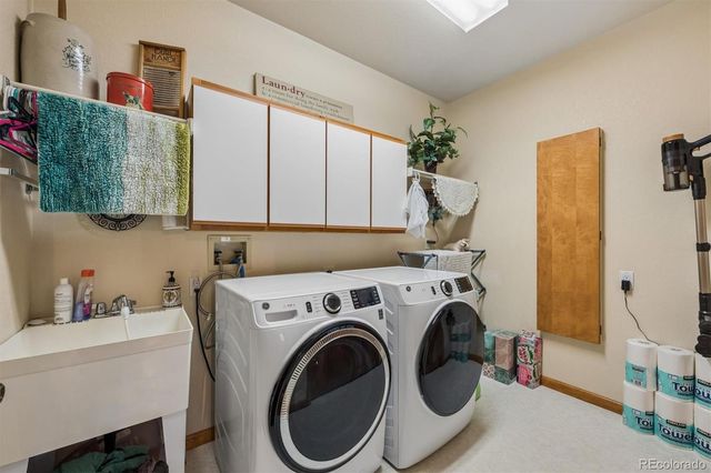 33 Sandra Lane, Broomfield, CO 80020