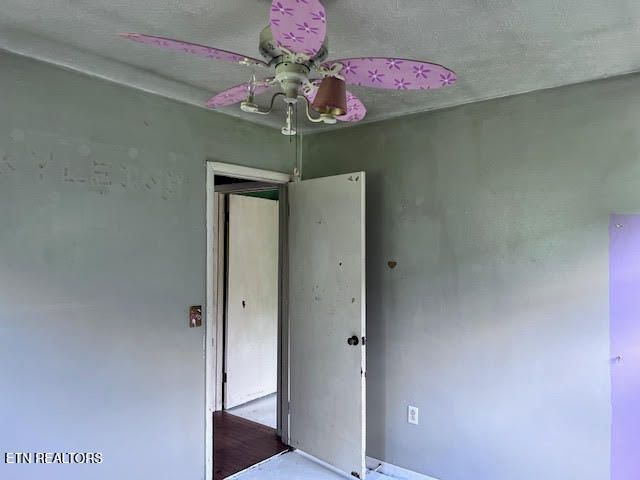 113 Smith Lane, Harriman, TN 37748