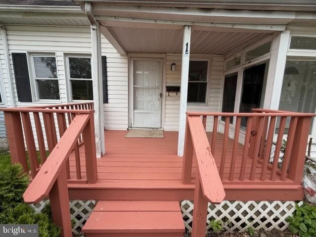 1 THIRD AVE, Claymont, DE 19703