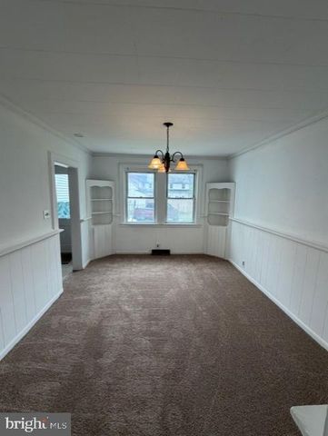 1 THIRD AVE, Claymont, DE 19703