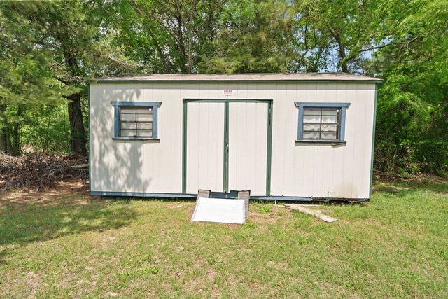 21133 Joe Paul Lane, Chandler, TX 75758