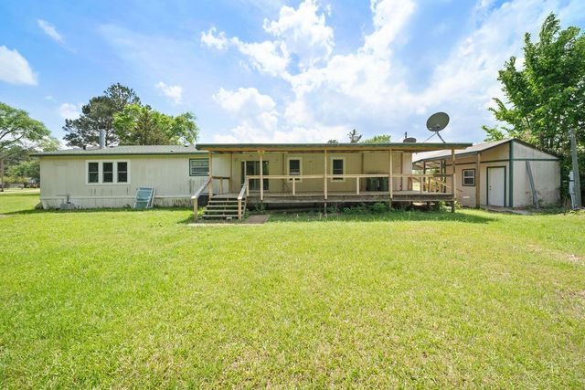 21133 Joe Paul Lane, Chandler, TX 75758