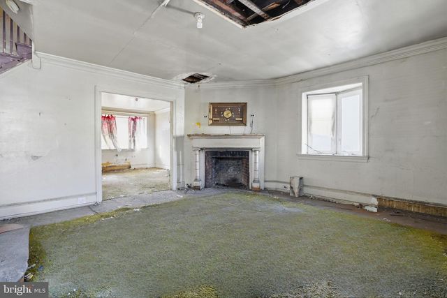 1940 W VENANGO ST, Philadelphia, PA 19140