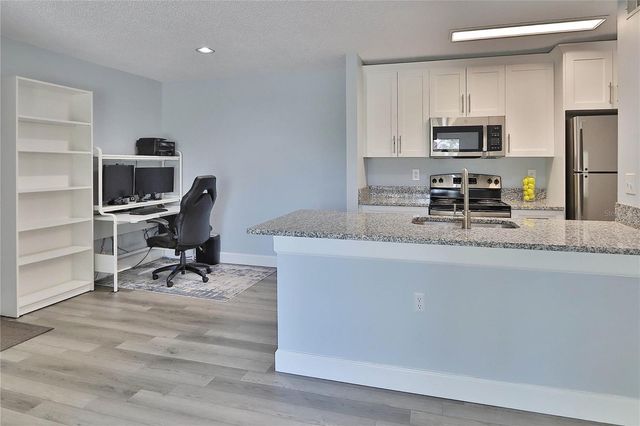 10028 STRAFFORD OAK COURT 712, Tampa, FL 33624