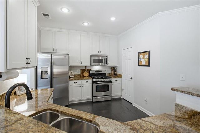 2554 Longcourt Circle SE 4, Atlanta, GA 30339