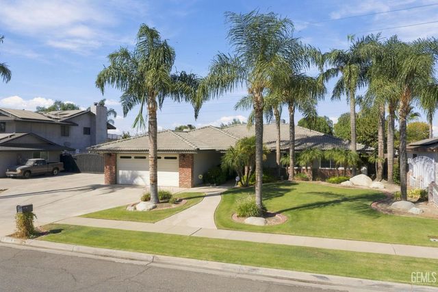 10718 Dee Dee Avenue, Bakersfield, CA 93312