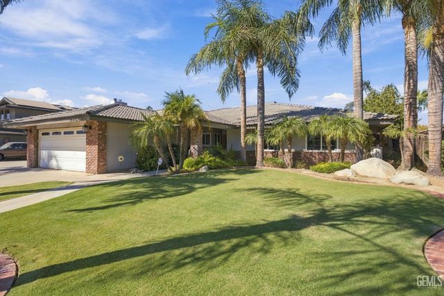 10718 Dee Dee Avenue, Bakersfield, CA 93312