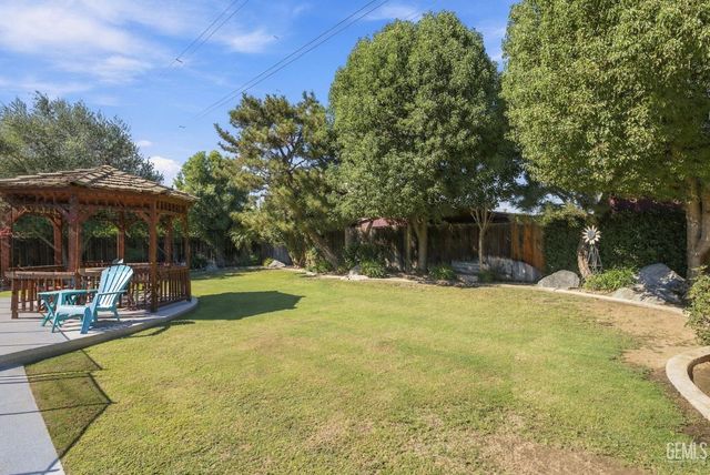 10718 Dee Dee Avenue, Bakersfield, CA 93312