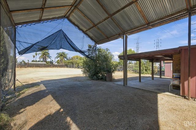 10718 Dee Dee Avenue, Bakersfield, CA 93312