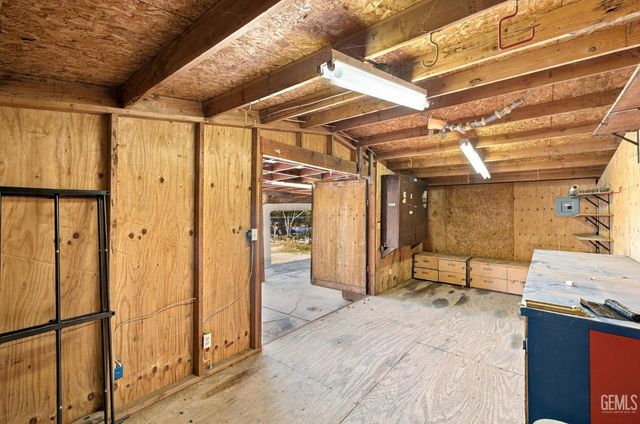 10718 Dee Dee Avenue, Bakersfield, CA 93312