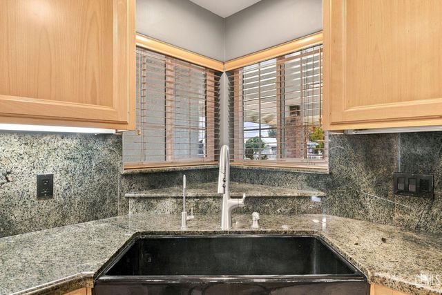 10718 Dee Dee Avenue, Bakersfield, CA 93312