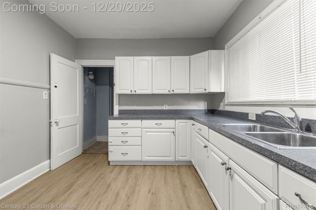 2015 Gladstone Street, Detroit, MI 48206