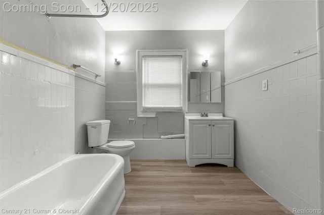 2015 Gladstone Street, Detroit, MI 48206