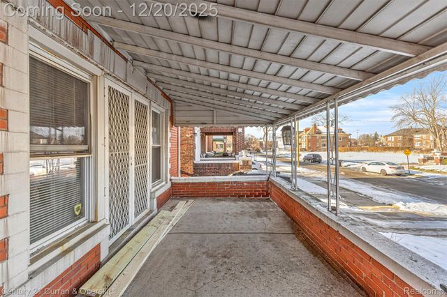 2015 Gladstone Street, Detroit, MI 48206