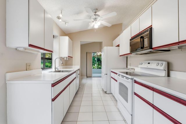 6170 BAY ISLES Drive, Boynton Beach, FL 33437