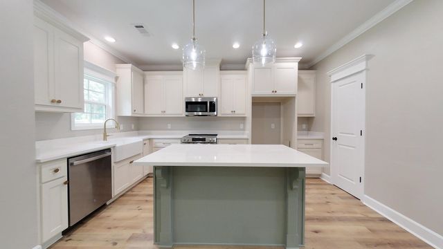 2036 Lexington Avenue, Bainbridge, GA 39817